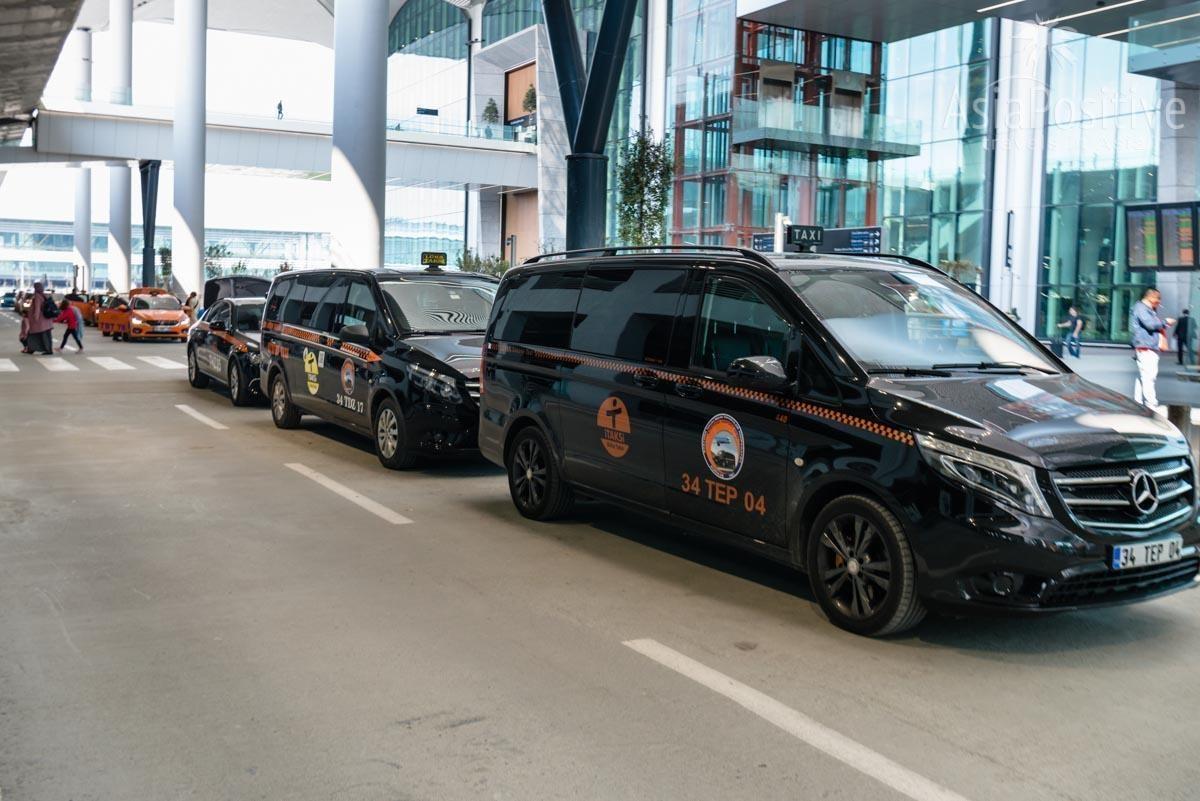  Black taxis at Istanbul