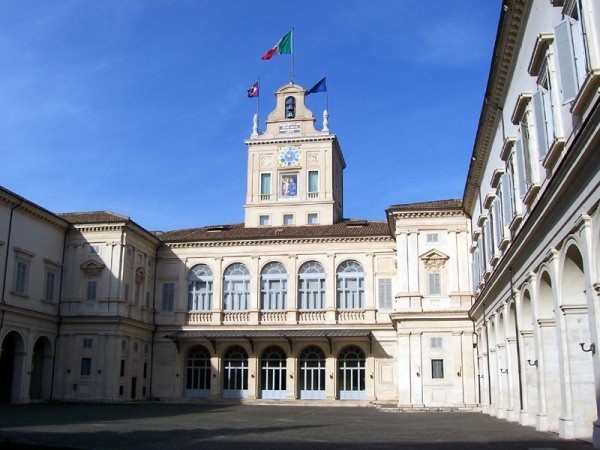 Квиринальский дворец в Риме