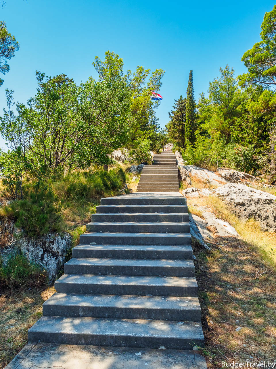 Лестница в парке Марьян - город Сплит