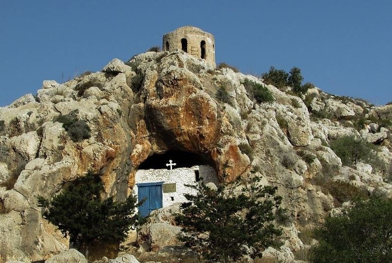 церковь в пещере кипр