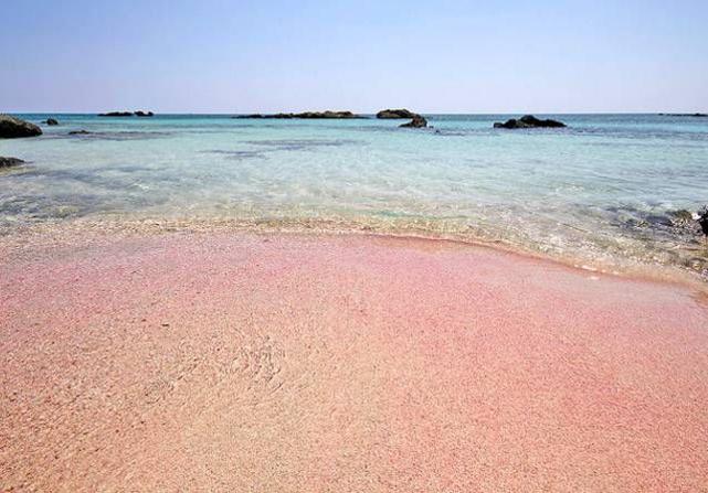Пляж Элафониси с розовыми песками