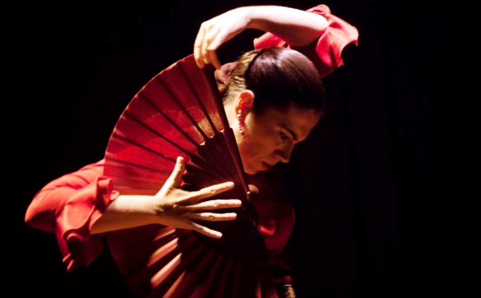 Фламенко - самый известный танец испании - родом из андалусии