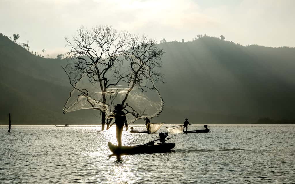 Рыбалка на рассвете, Буонметхуот