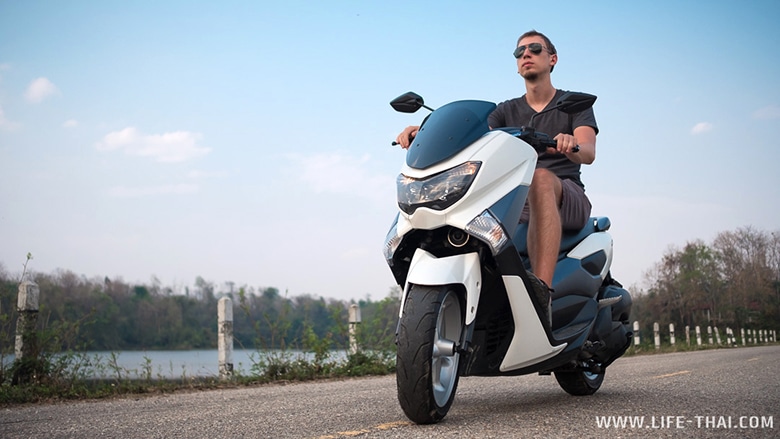 Скутер Yamaha Nmax, цена аренды от 300-400 батов в день