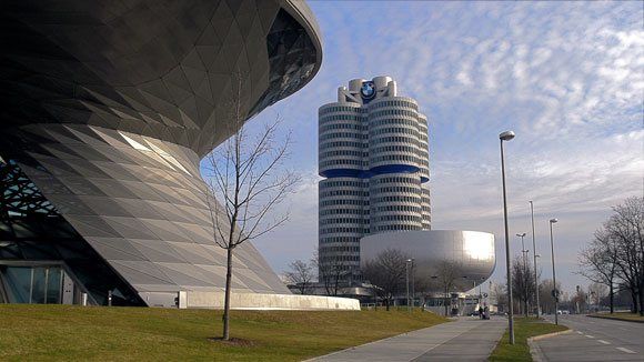 Музей БМВ - Комплекс зданий BMW: BMW – Welt, BMW – Museum, главный штаб концерна BMW.
