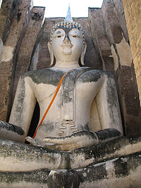 Phra Achana Wat Si Chum.jpg