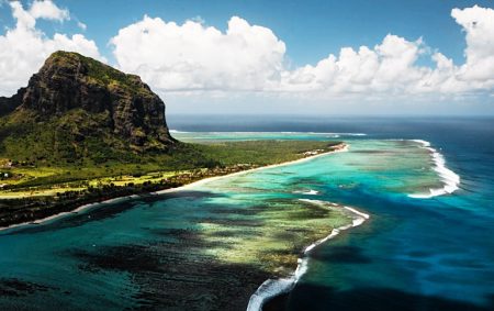 Маврикий-островное государство в Восточной Африке,расположено в юго-западной части Индийского океана