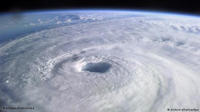 The eye of hurricane Isabel