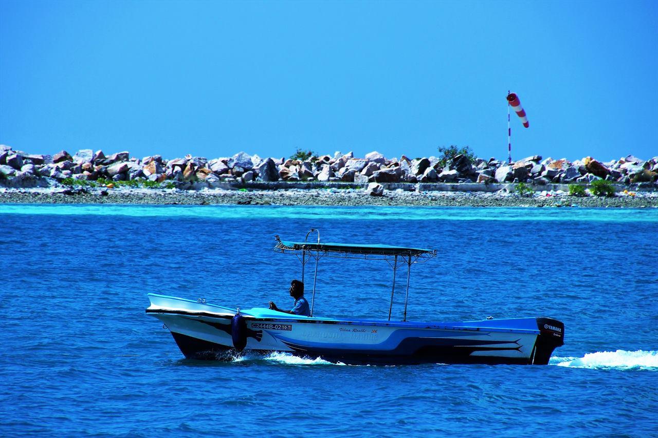 Отдых на Мальдивах катание на катере