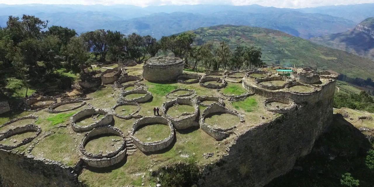 Кольца в Куэлап Перу