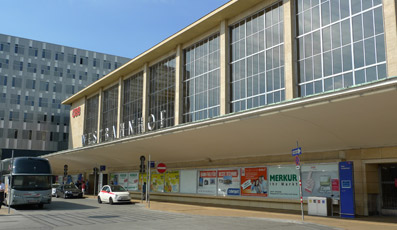 Vienna Westbahnhof, exterior