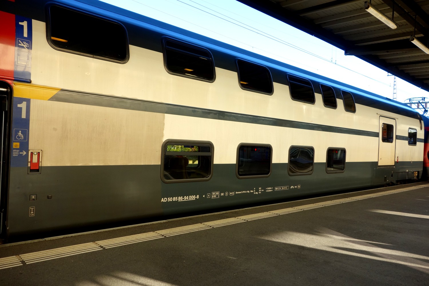 Двухярусный поезд (Швейцария)