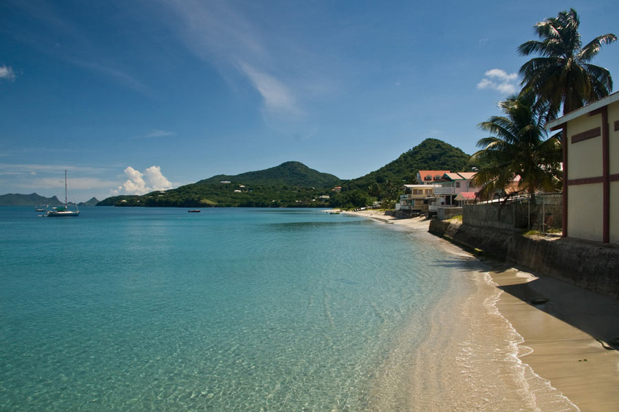 Beach at Hillsborough, Grenada © Jason Pratt - Flickr Creative Commons